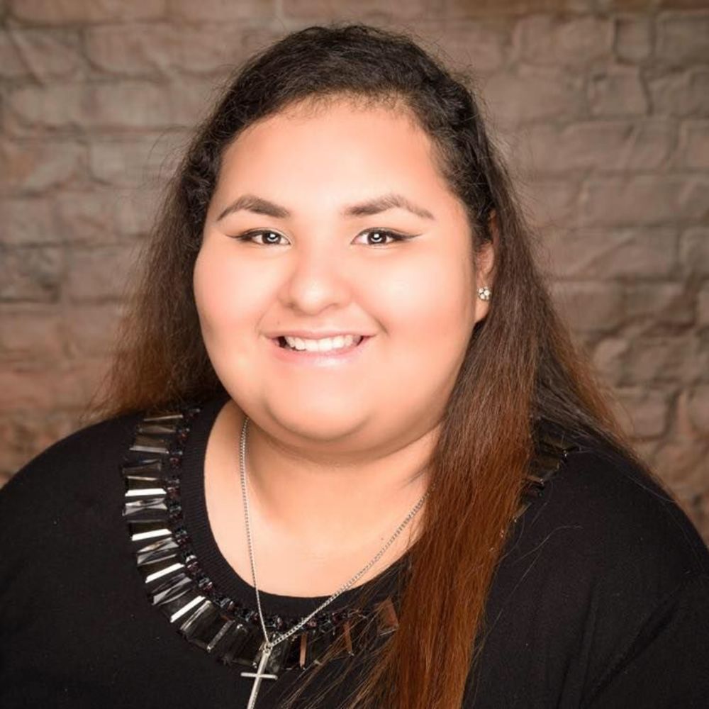 Meet your Posher, Yuriana